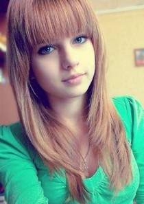 Amateur college girl in