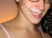 Close-up wet hot cunt
