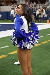 Alyssa Hart in cheerleader